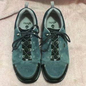 Nice Ahnu Shoes Size 11